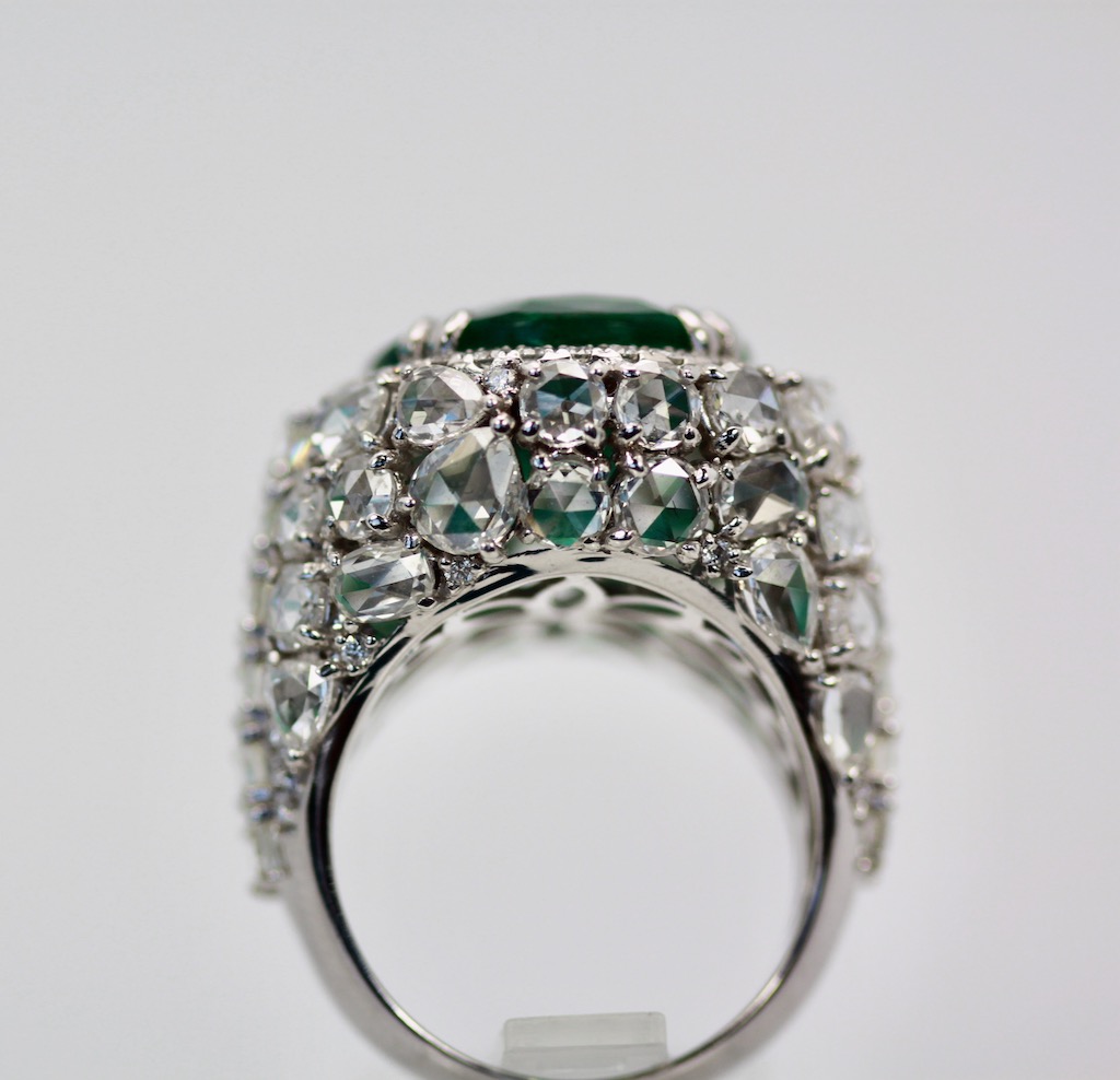 Oval Emerald 12.25 Carat Diamond Ring – top detail