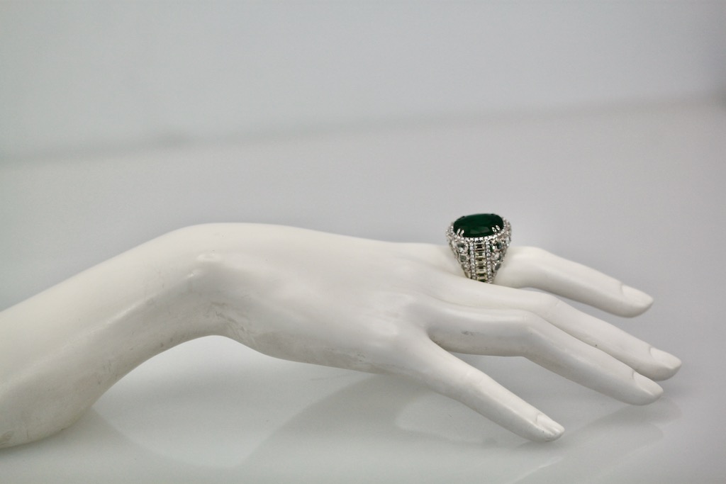 Oval Emerald 12.25 Carat Diamond Ring – model