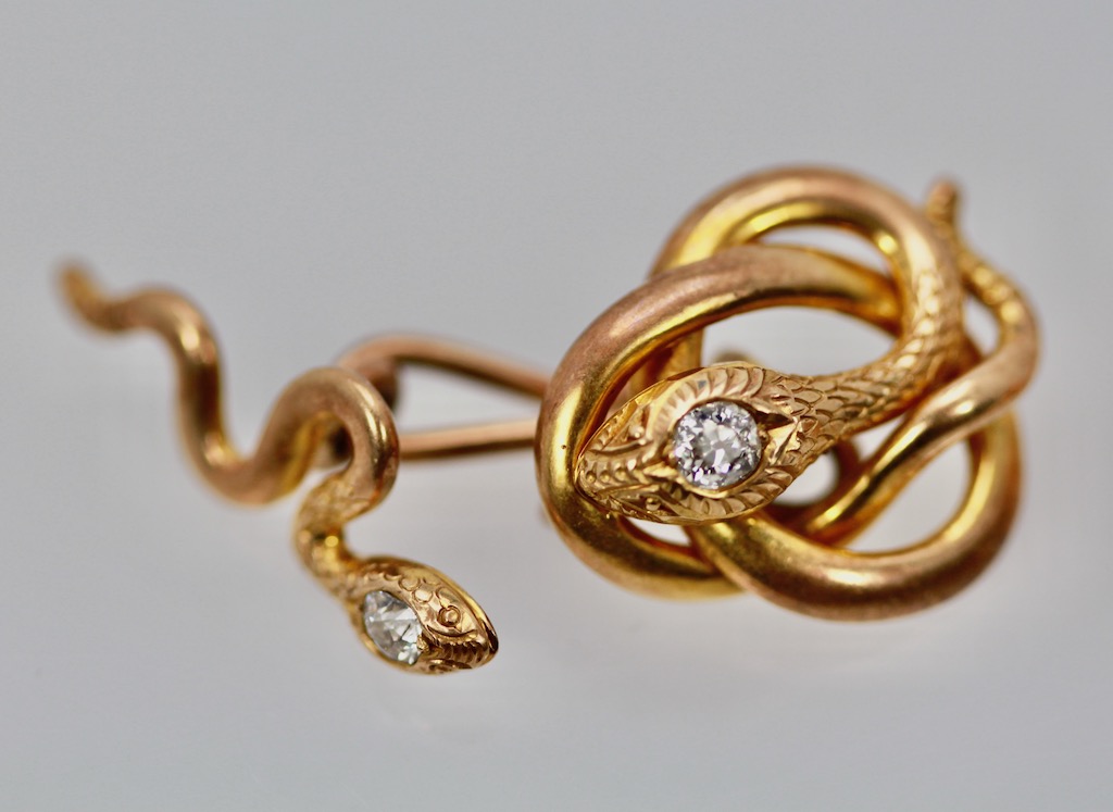 Snake Serpent Cufflinks 14K Yellow Gold – close up