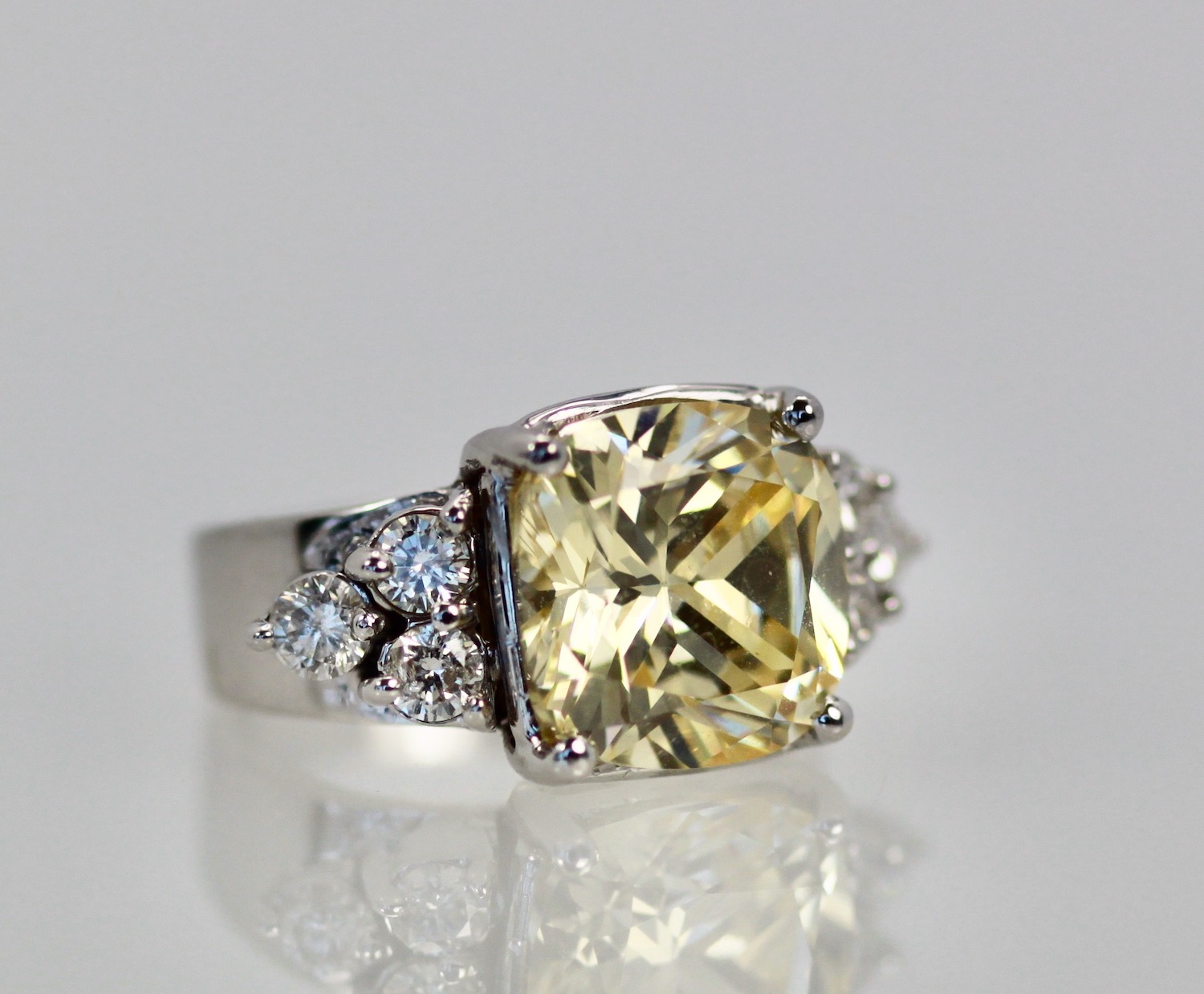 Large Yellow Sapphire Ring with Diamond Side Accents – detail