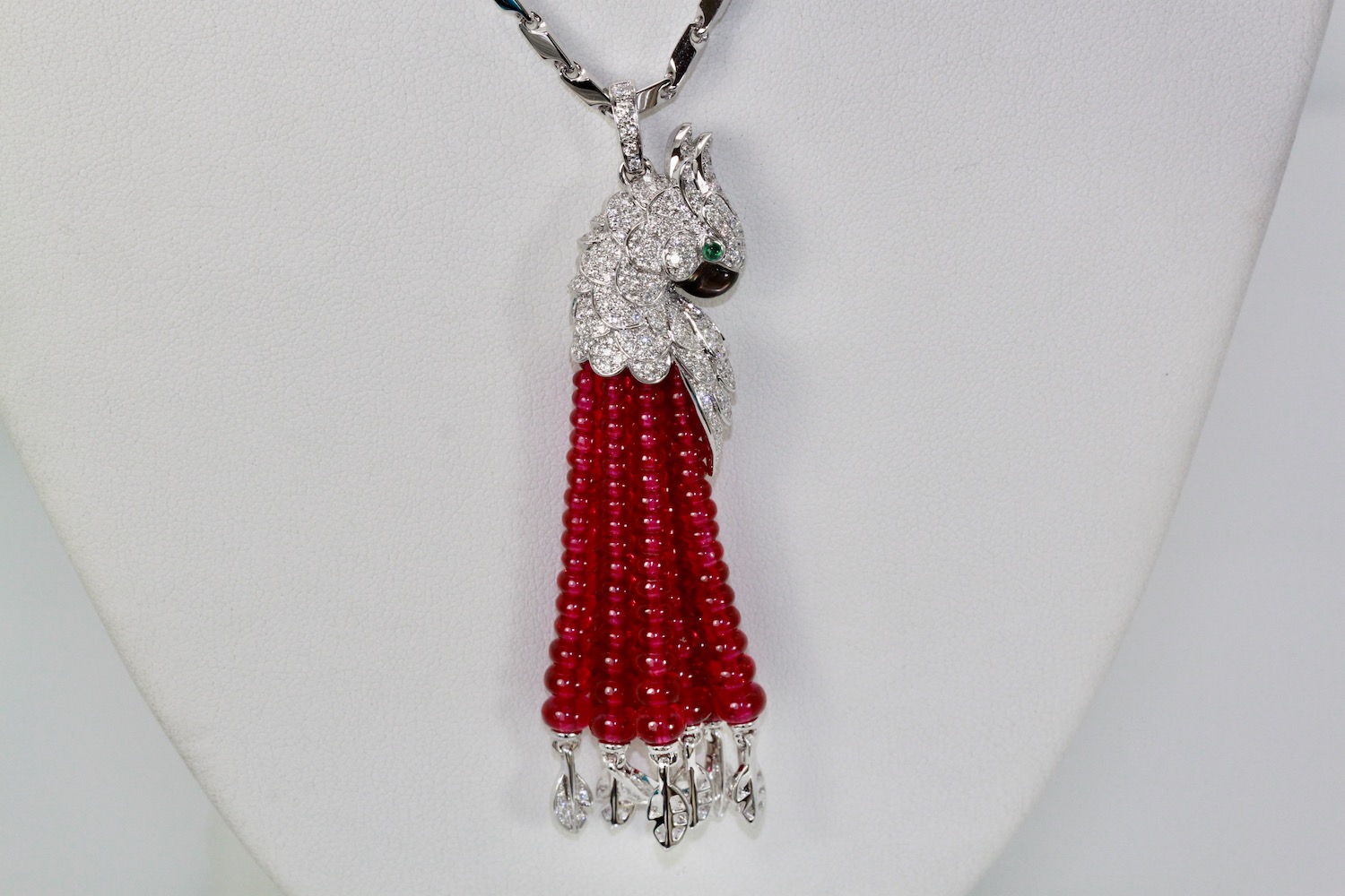 Cartier Les Oiseaux Liberes Ruby Diamond Necklace – close up
