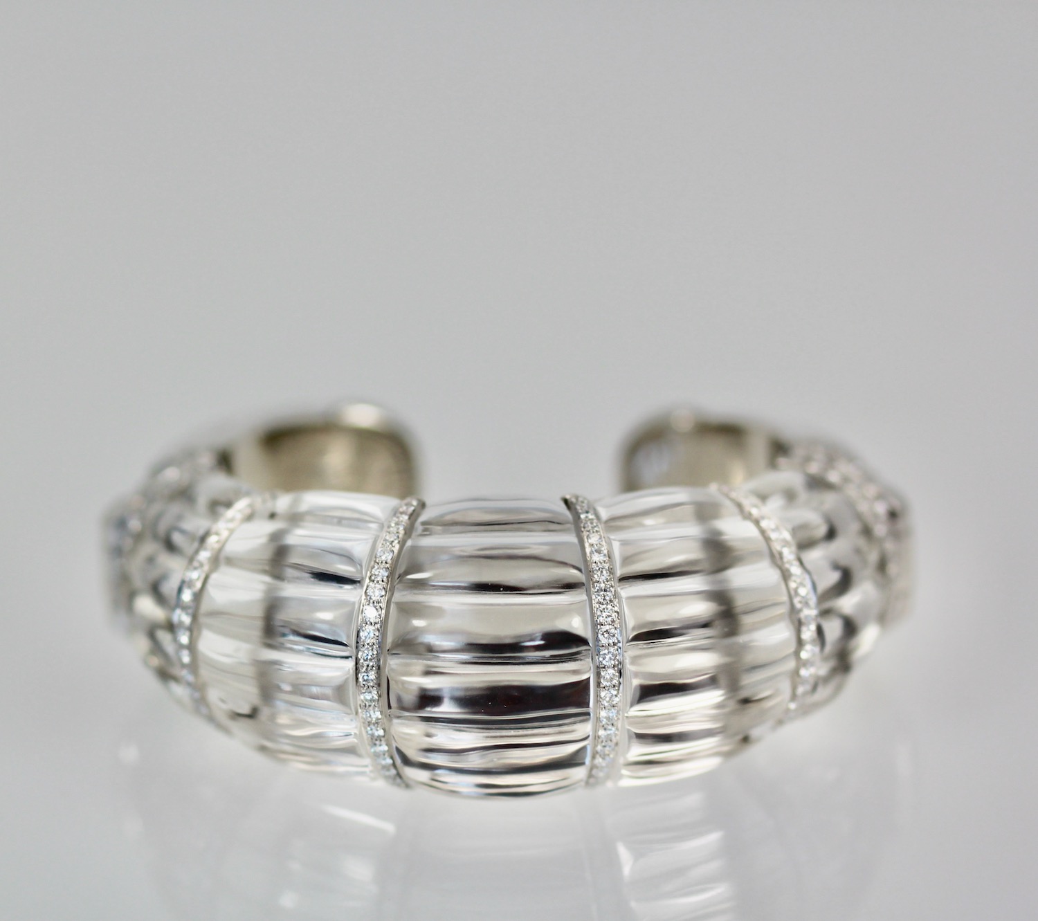 David Webb Rock Crystal Bracelet with Diamonds – close up