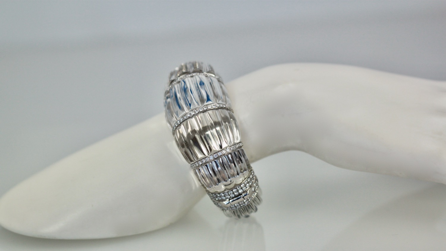 David Webb Rock Crystal Bracelet with Diamonds – model 2