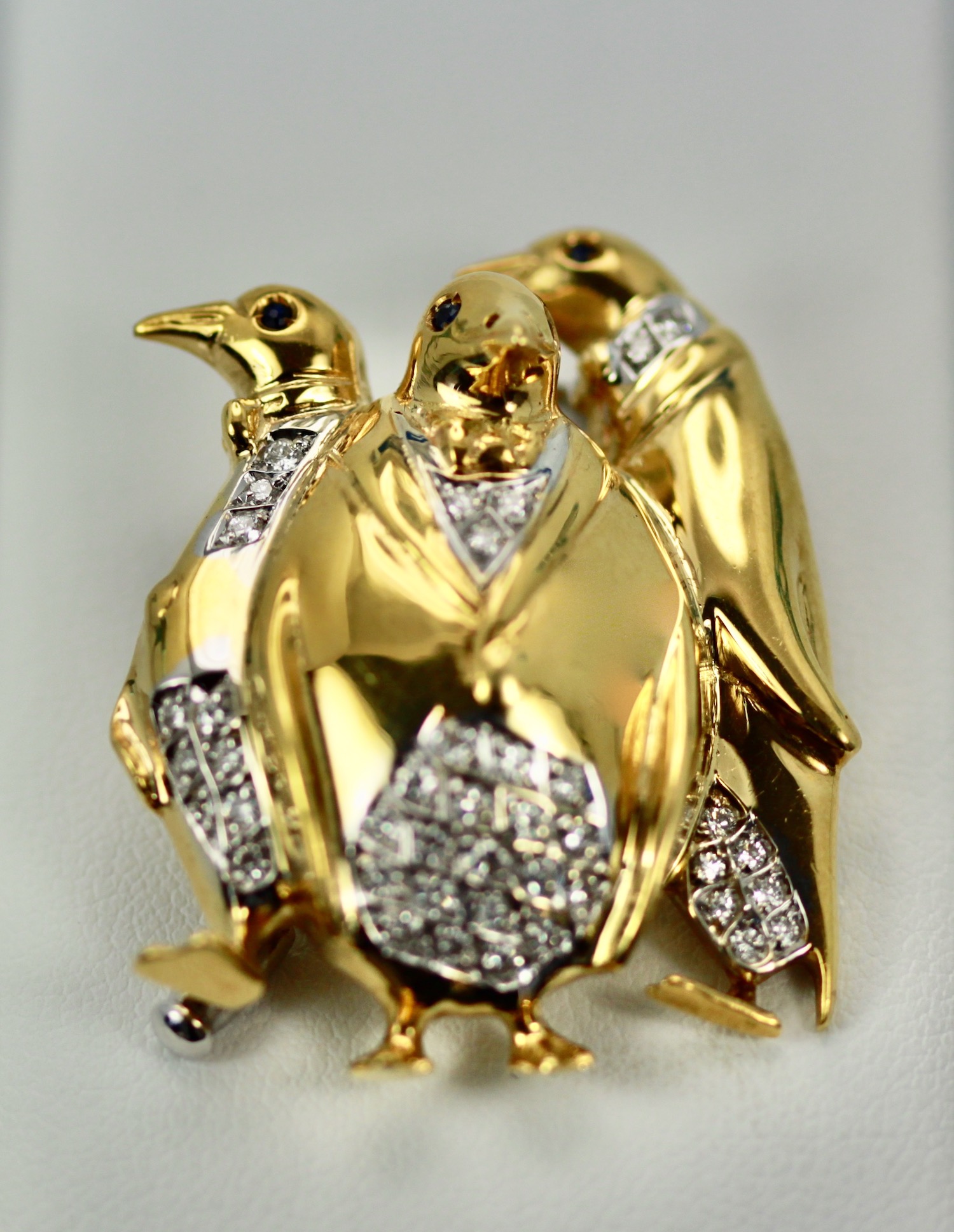Italian Penguin Gold Brooch  – close up2