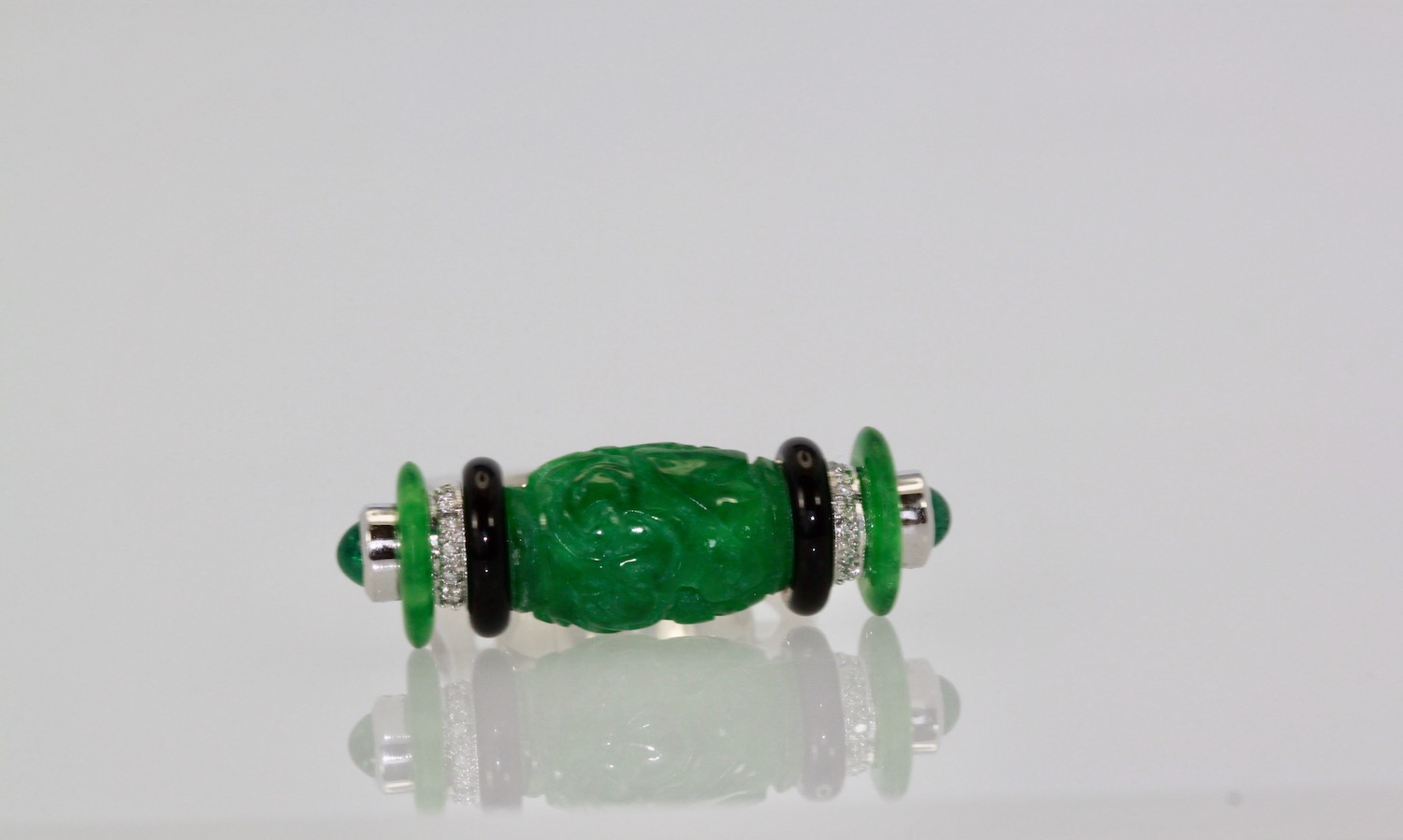 Carved Jade Onyx Cabochon Emerald Ring – front