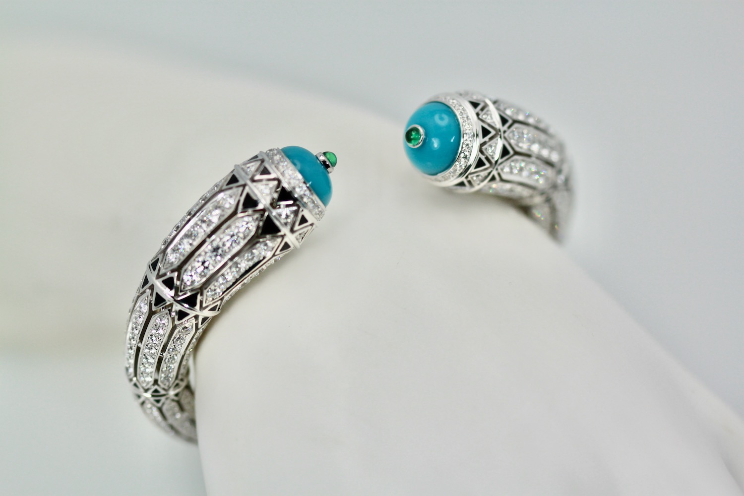  Cartier High Jewelry Diamond Turquoise Bracelet – model 3