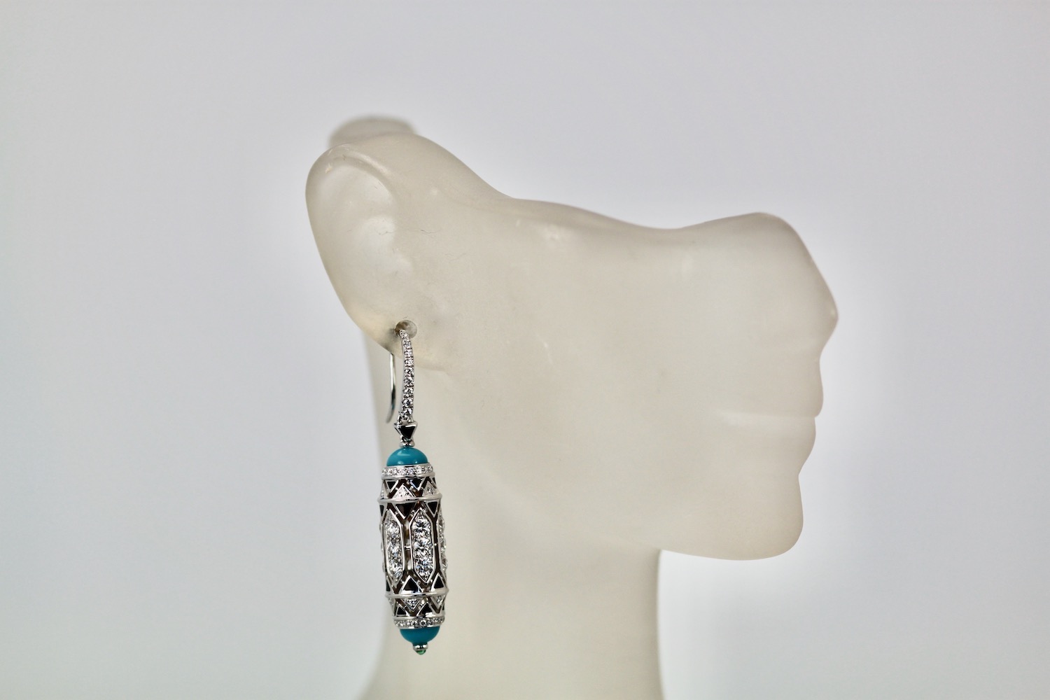 Cartier High Jewelry Diamond Turquoise Earrings – model 2