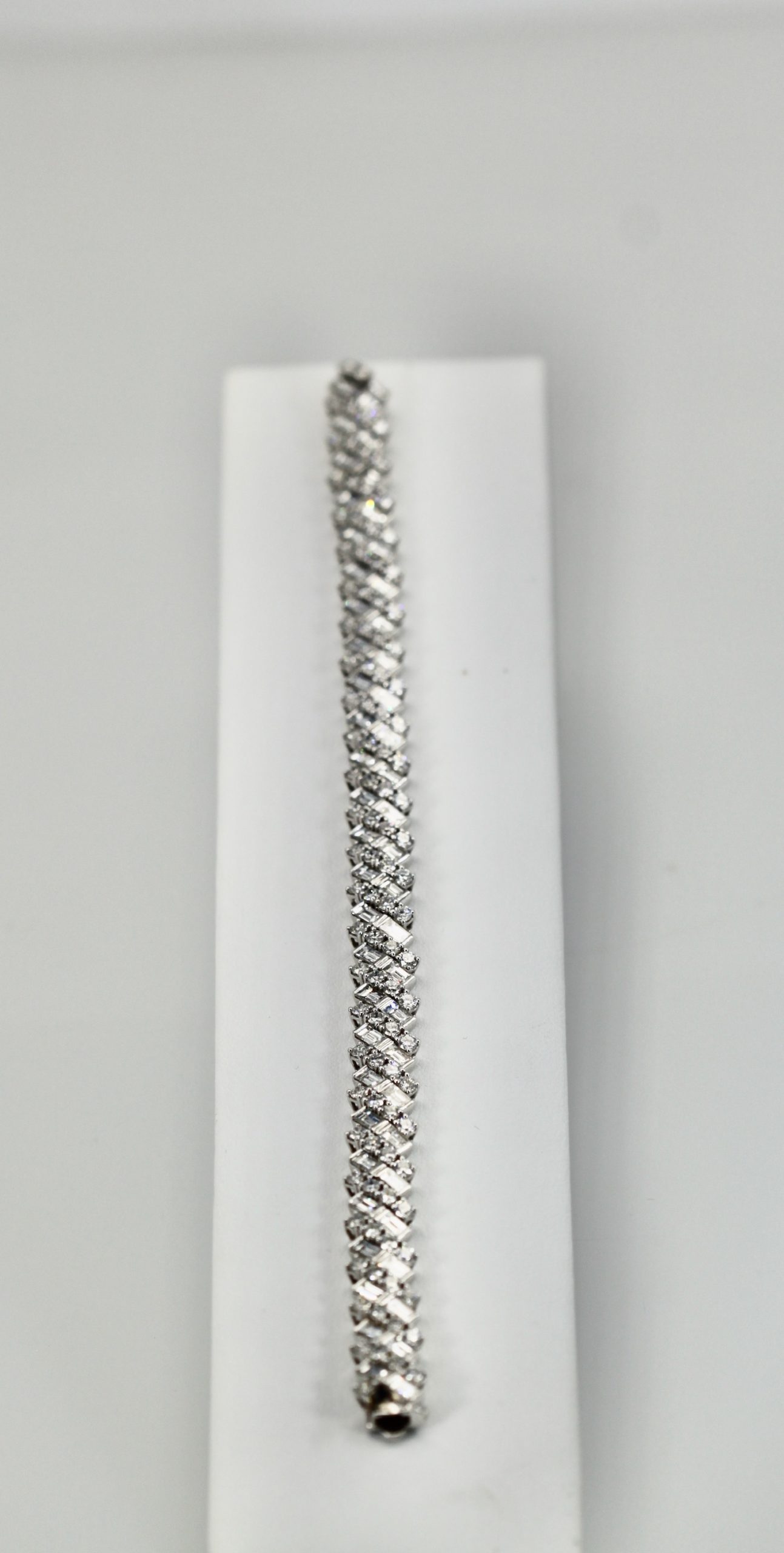 Reflection de Cartier Diamond High Jewelry Bracelet 2