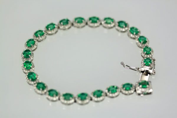 Emerald Diamond Platinum link Bracelet