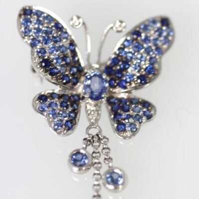 Vintage circa 1960's Sapphire butterfly brooch pendant 2 carats of sapphires
