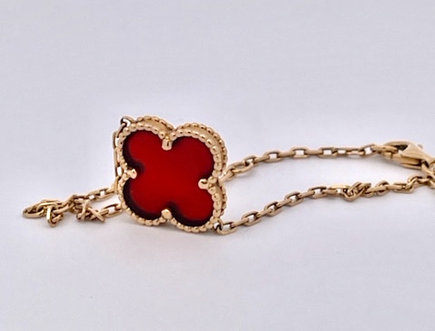 Van Cleef & Arpels Sweet Alhambra Bracelet 18K Rose Gold and Carnelian Rose  gold 2618581