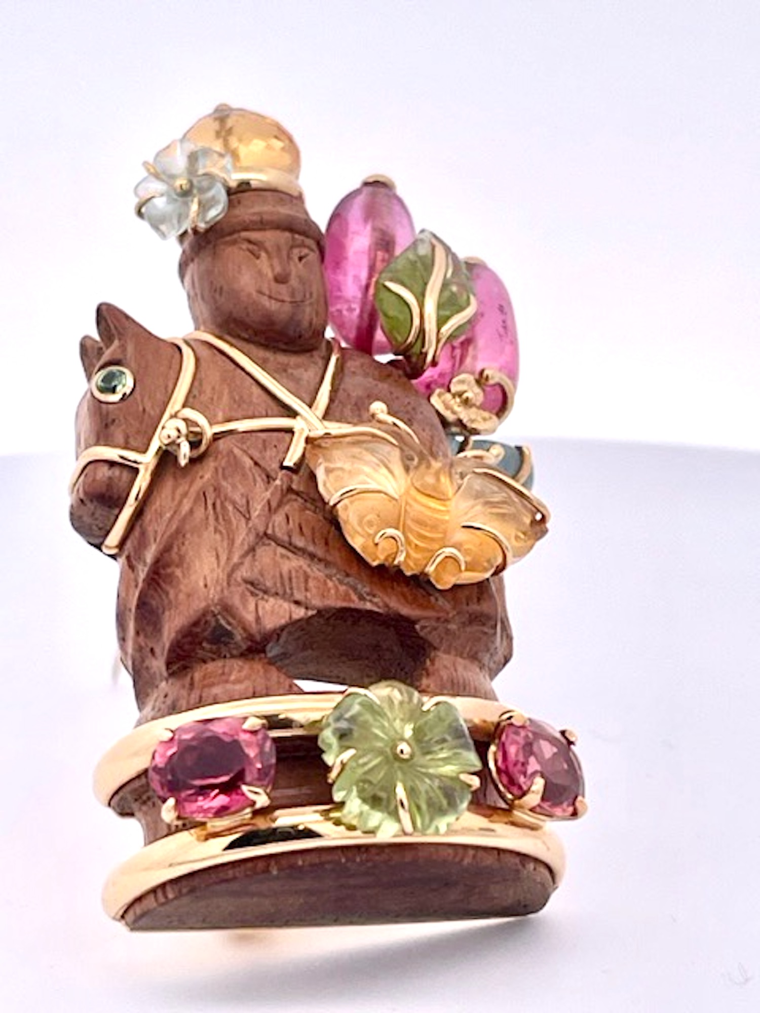 Seaman Schepps Chessman Brooch 18K