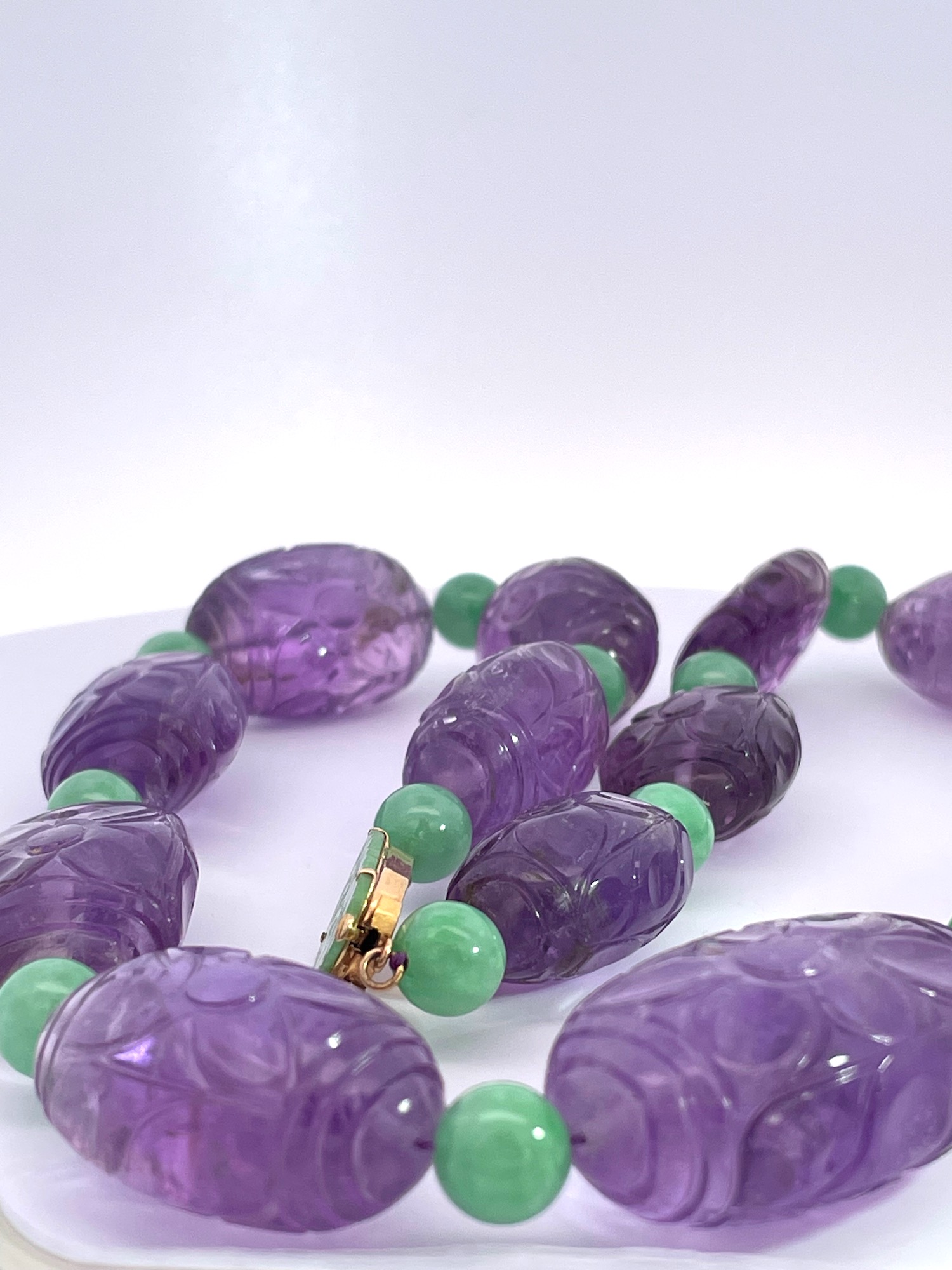 Vintage Carved Amethyst Jade Necklace 14K